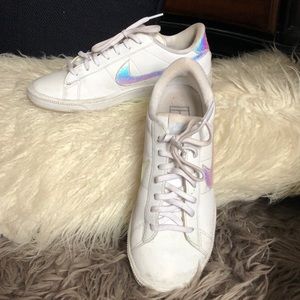 Nike Holographic Tennis Shoes